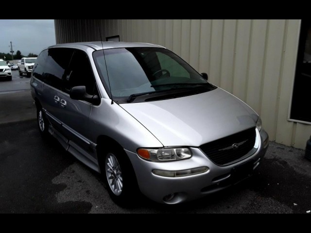 BUY CHRYSLER TOWN & COUNTRY 2000 4DR LX FWD, Abingdon Auto Auction, Inc.