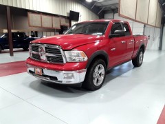 BUY DODGE RAM 1500 2010 4WD QUAD CAB 140.5