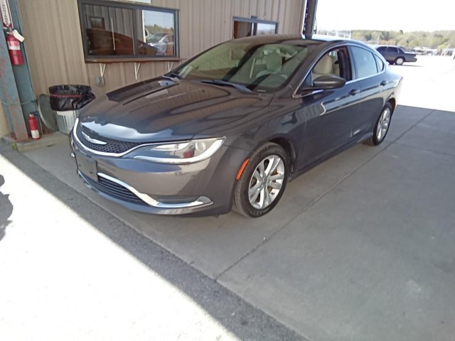 BUY CHRYSLER 200 2016, Abingdon Auto Auction, Inc.