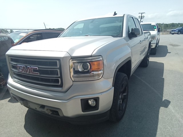 BUY GMC SIERRA 1500 2015 2WD DOUBLE CAB 143.5