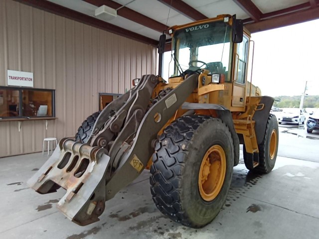 BUY VOLVO L60E 2004 WHEEL LOADER - 110 HP - 2 CY, Abingdon Auto Auction, Inc.