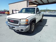 2005 GMC 2500 TRUCK - PICKUP - 3/4 TON - CON 