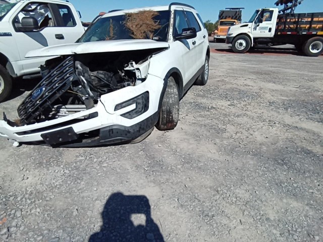 BUY FORD EXPLORER 2016 SUV - MEDIUM DUTY - 4WD - CONS, Abingdon Auto Auction, Inc.