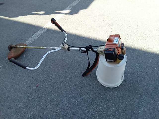 BUY STIHL FS250 2009 LAWN EQUIPMENT - EDGER/TRIMMER, Abingdon Auto Auction, Inc.