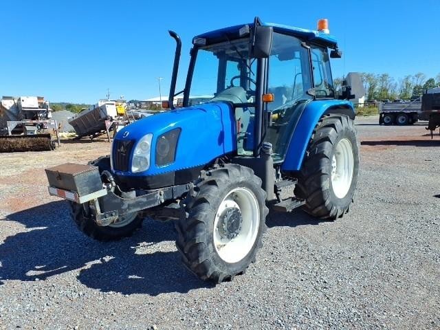 BUY NEW HOLLAND TL80A 2005 TRACTOR MOWER, Abingdon Auto Auction, Inc.