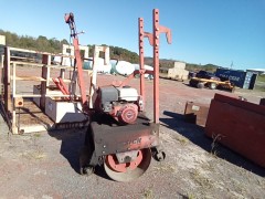 BUY ESSICK V303EH 2000 TAILGATE ROLLER, Abingdon Auto Auction, Inc.