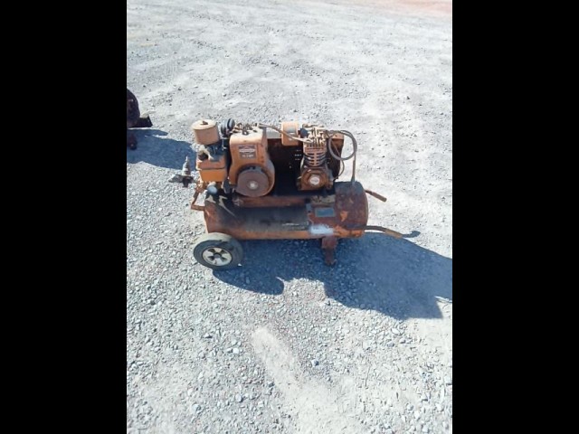 BUY EMGLO K5GA17P 1986 AIR COMPRESSOR, Abingdon Auto Auction, Inc.