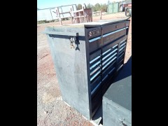 BUY N/A N/A 1901 NAPA TOOL STORAGE - 2 PIECE TO, Abingdon Auto Auction, Inc.