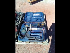 BUY N/A N/A 1901 GREASE TOOLS, Abingdon Auto Auction, Inc.