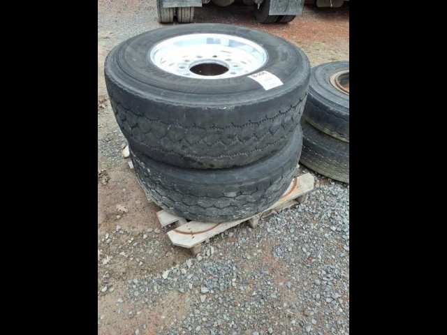 BUY TIRES 385-65-R22.5 W/ALUM RIMS 2 EA, Abingdon Auto Auction, Inc.