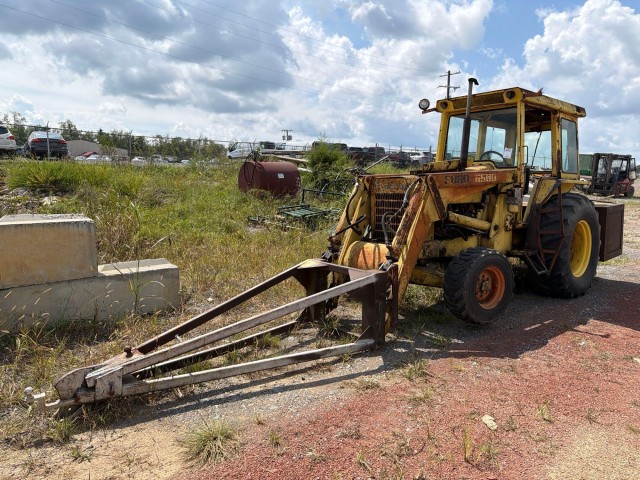 BUY FORD 6500 LOADER TRACTOR, Abingdon Auto Auction, Inc.